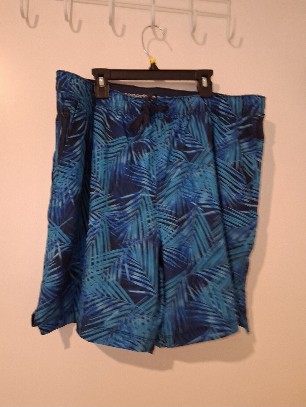 Speedo  Men's Blue Palm-Print Swim Shorts